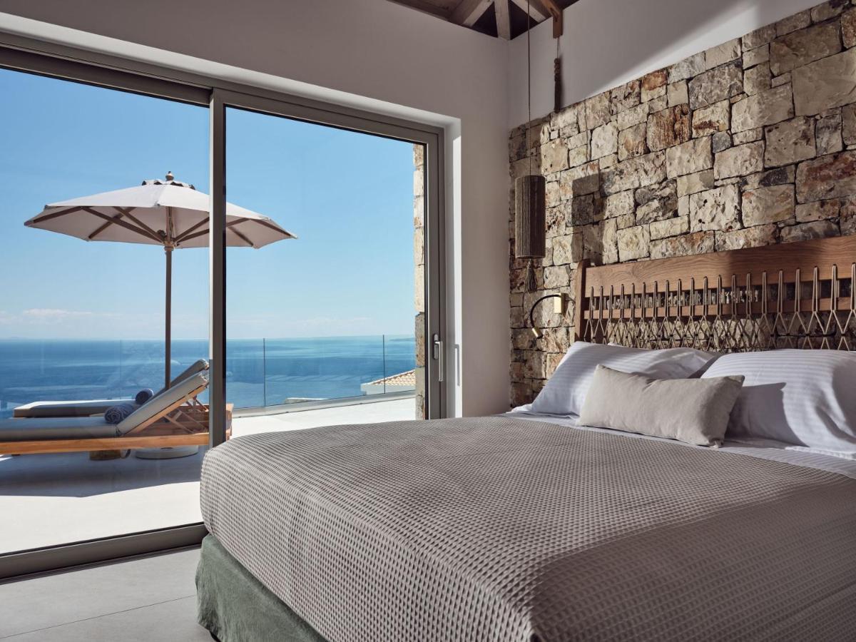 Etheria Luxury Villas & Suites Agios Nikolaos  Bagian luar foto
