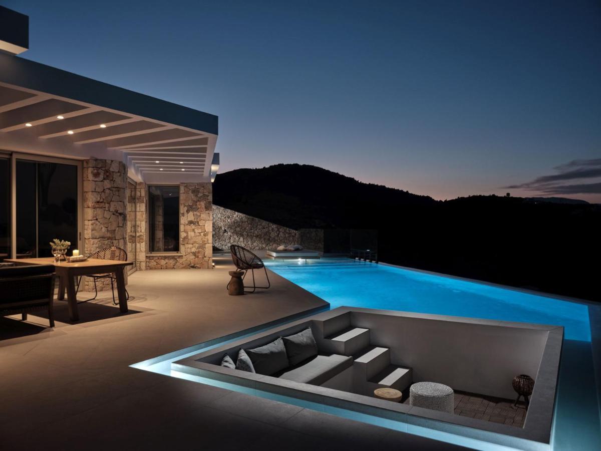 Etheria Luxury Villas & Suites Agios Nikolaos  Bagian luar foto